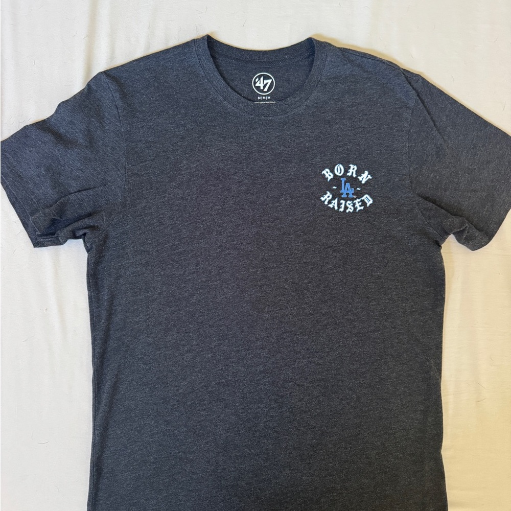 47 Brand Men's Charcoal Tee with Light Blue Print - Picture 2 of 4